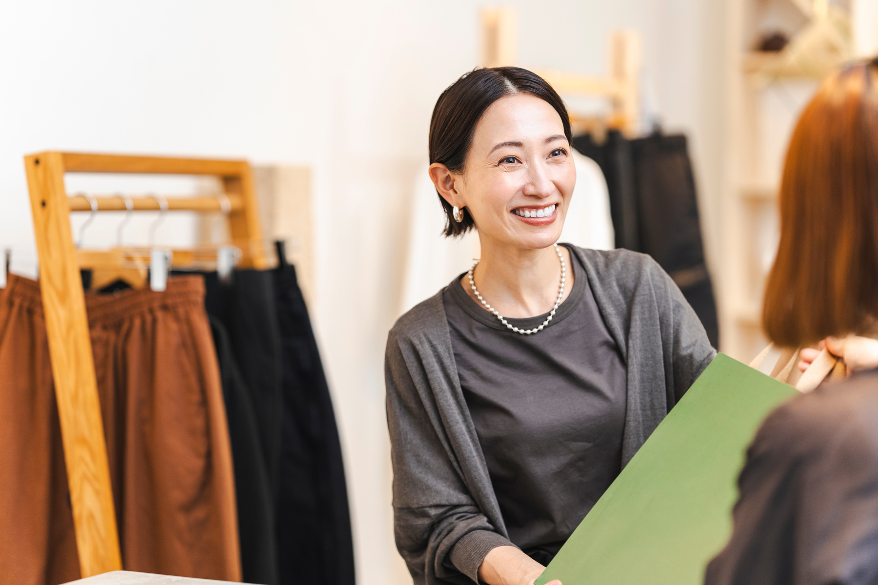 Working Japanese woman/apparel clerk